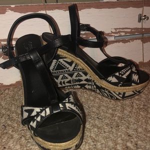 Arizona Aztec Wedges
